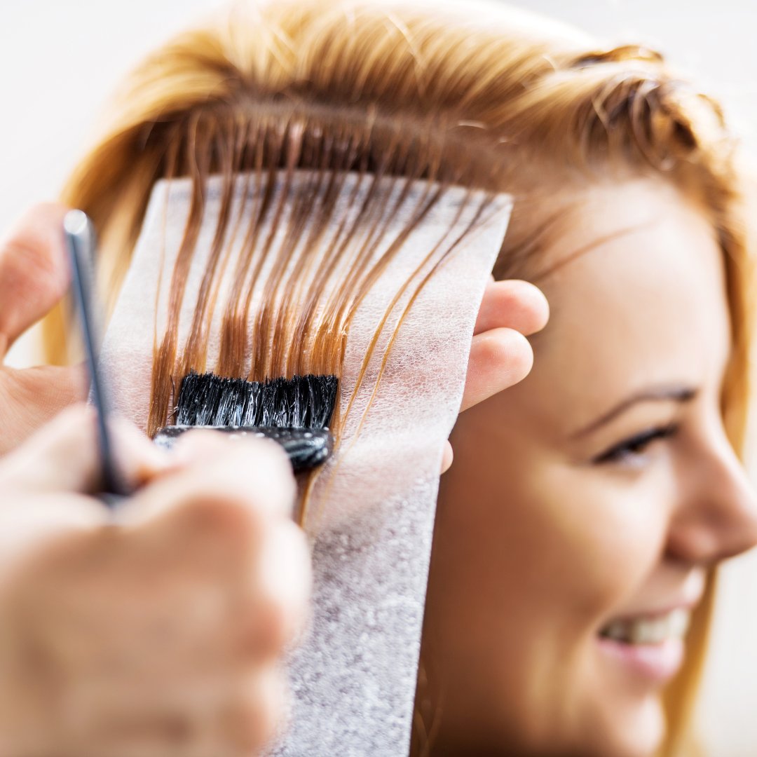 Colorazione bio capelli biondi tecnica naturale